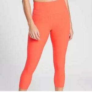 Athleta Ultimate Dobby Mesh Capri High Rise Small